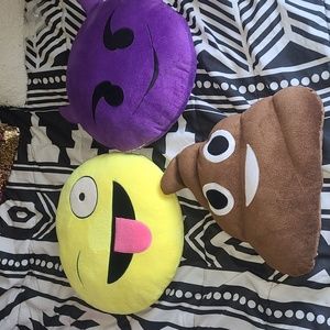 3 emoji pillows
